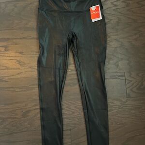 NWT SPANX Sleek Black Faux Leather Leggings